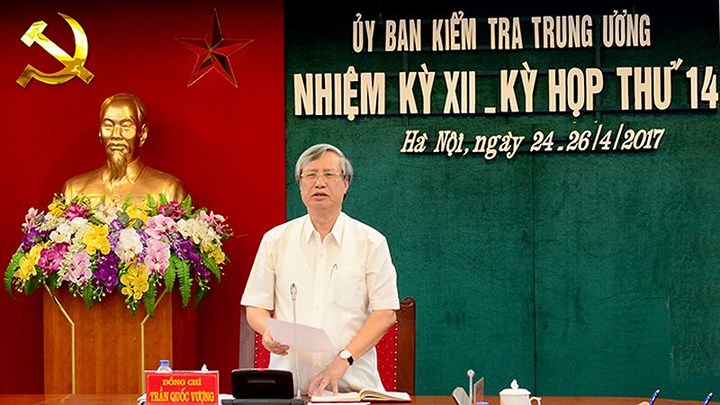 Thông tin trên TTXVN cho biết, từ tháng 7/2011, ông được Bộ Chính trị phân công giữ chức vụ Chánh Văn phòng Trung ương Đảng. Tháng 5/2013 ông Trần Quốc Vượng được bầu bổ sung vào Ban Bí thư tại Hội nghị lần thứ 7 Ban Chấp hành Trung ương (khóa XI). (Ảnh: Dangcongsan.vn)