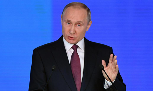 Tổng thống Nga Putin đọc thông điệp liên bang hôm 1/3. Ảnh: Reuters.