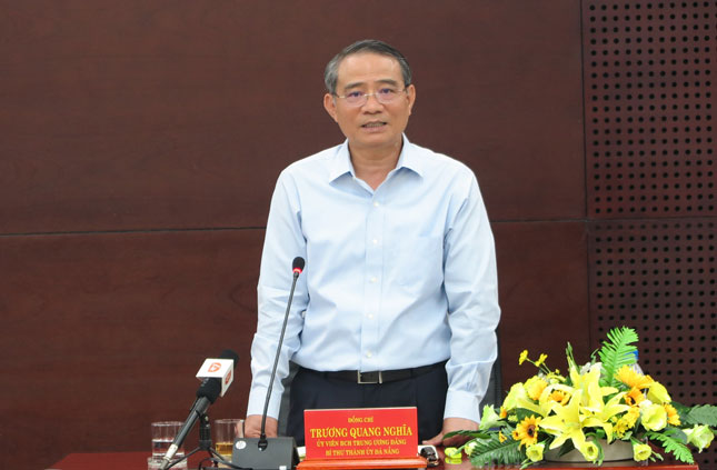 Bí thư Thành ủy Trương Quang Nghĩa phát biểu kết luận buổi làm việc.				        Ảnh: SƠN TRUNG