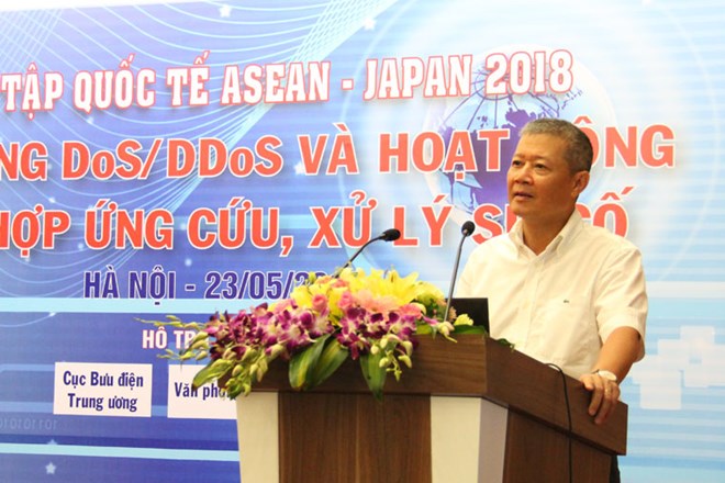 Deputy Minister of Information and Communications Nguyen Thanh Hung speaks at the event (Source: https://mic.gov.vn)