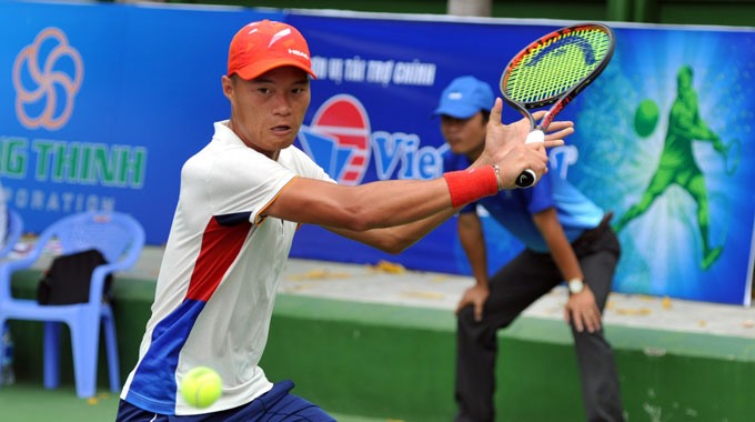 Smashing: The Việt Nam Tennis Federation Pro Tour 3 launched on June 5. — Photo thethaoplus.vn Read more at http://vietnamnews.vn/sports/449344/vtf-protour-3-kicks-off-in-da-nang.html#fMhTfiyzq5bKZtZS.99