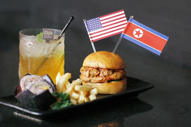 Trump-Kim burger (Source: Royal Plaza) 