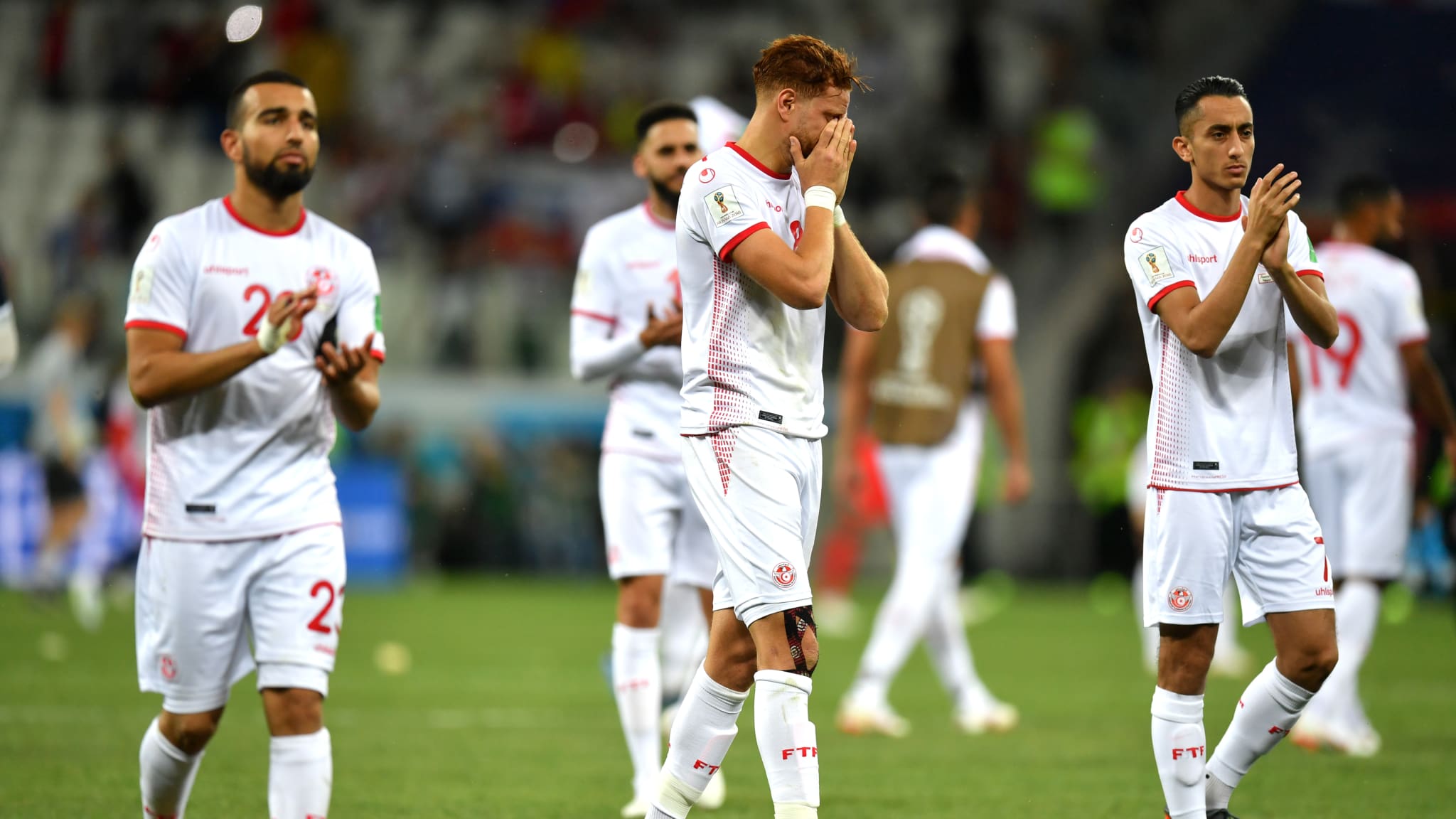 Sự thất vọng của các cầu thủ Tunisia sau khi đánh mất một trận hòa do thiếu tập trung vào những phút cuối. Ảnh FIFA