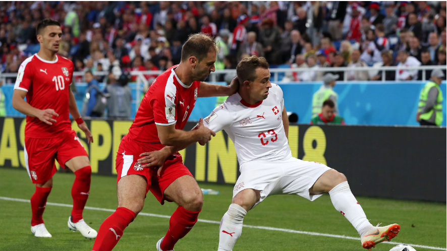Thụy Sĩ (áo trắng) khôn dễ mất điểm khi gặp Costa Rica. Ảnh: FIFA