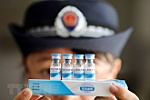 Bắt giữ 18 nhân viên công ty dược phẩm hàng đầu Trung Quốc