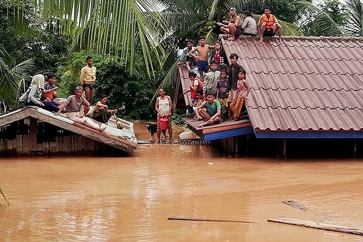 Chủ tịch Quốc hội gửi điện thăm hỏi vụ vỡ đập thủy điện Lào