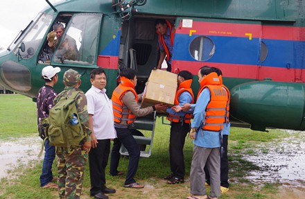 Bộ Quốc phòng điều gần 1.000 chiến sĩ sang Lào ứng cứu vụ vỡ đập thuỷ điện