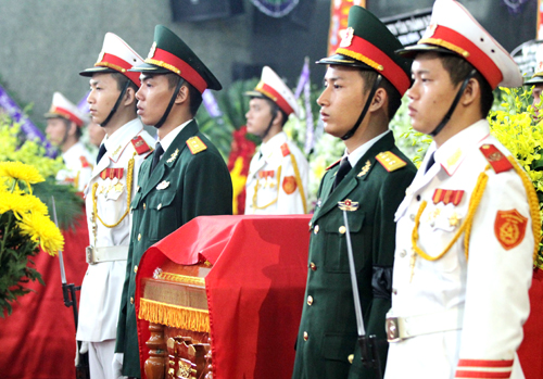 Truy thăng quân hàm cho hai phi công hy sinh tại Nghệ An