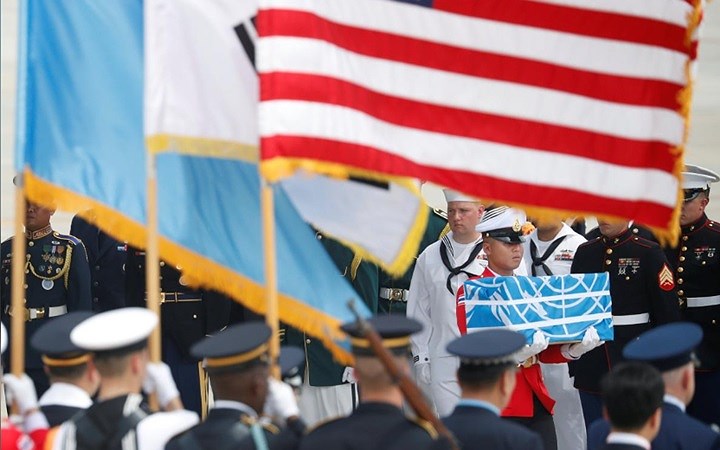 Toàn cảnh buổi lễ Mỹ tiếp nhận hài cốt binh sĩ tử trận từ Triều Tiên