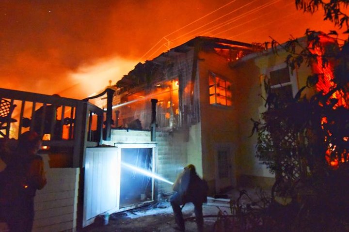 Giới chức bang California nhận định năm nay cháy rừng bắt đầu sớm hơn thường lệ nên lực lượng cứu hỏa luôn trong trạng thái sẵn sàng trực chiến. 