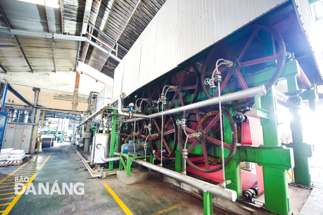 Nhà máy Giấy và bao bì Tân Long được tư vấn kỹ thuật và lắp đặt hệ thống chống tiêu hao nhiệt trong quá trình sản xuất tại phân xưởng.