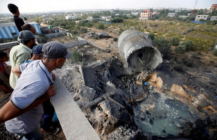 Ngoại ô thành phố Gaza bị phá hủy sau đợt không kích của quân đội Israel.