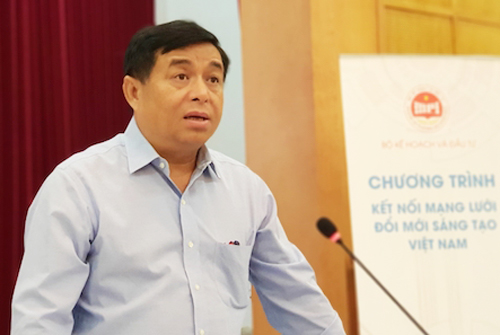 Ông Nguyễn Chí Dũng, Bộ trưởng Kế hoạch và Đầu tư phát biểu tại cuộc họp báo ngày 9/8. Ảnh: Anh Minh