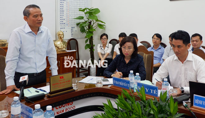 Bí thư Thành ủy Trương Quang Nghĩa làm việc với Bệnh viện Đà Nẵng.