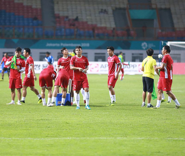 Các cầu thủ Olympic Việt Nam đã sẵn sàng cho cuộc đấu với Nepal