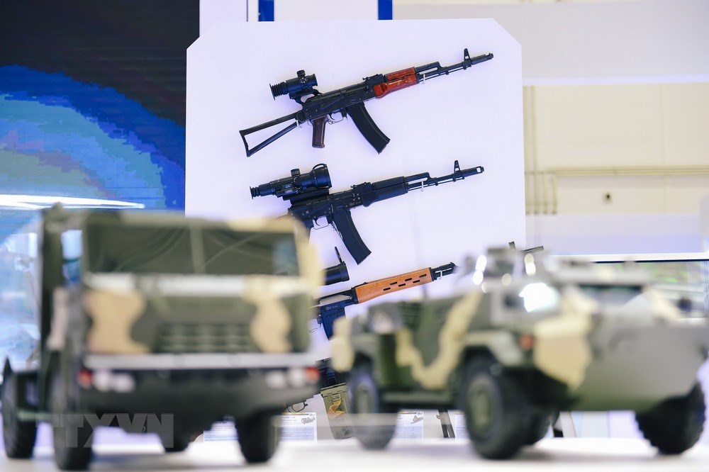 Các loại vũ khí được giới thiệu tại Diễn đàn Công nghiệp quốc phòng Army-2018 ở thị trấn Kubinka, ngoại ô thủ đô Moskva ngày 21/8. (Ảnh: THX/TTXVN)
