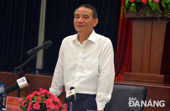 Bí thư Thành ủy Trương Quang Nghĩa phát biểu kết luận buổi làm việc với Đại học Đà Nẵng. Ảnh: PHƯƠNG TRÀ