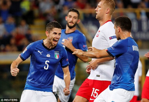 Ngôi sao Chelsea lập công, Italia vất vả hòa Ba Lan tại Nations League