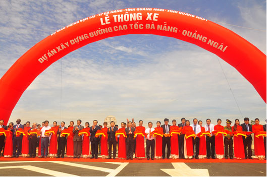 Lãnh đạo bộ ngành, địa phương cắt băng khánh thành cao tốc Đà Nẵng – Quảng Ngãi đoạn hợp phần WB tài trợ