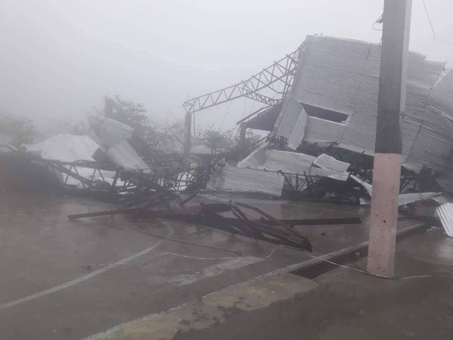 Bão Mangkhut đã tạo thành những đợt sóng cao tới 6m ở các khu vực ven biển của Cagayan. Sau khi đổ bộ vào Philippines, cường độ của bão đã giảm. (Ảnh: Reuters)