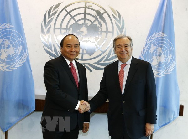 Thủ tướng Nguyễn Xuân Phúc gặp Tổng Thư ký Liên hợp quốc Antonio Guterres, tháng 5/2017. (Ảnh: Thống Nhất/TTXVN)