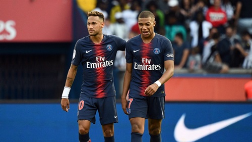 FIFA quyết định mạnh tay sau khi PSG lũng đoạn thị trường chuyển nhượng để mang về hai bom tấn Neymar và Mbappe trong hè 2017. Ảnh: Reuters.