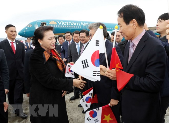 Chủ tịch Quốc hội Nguyễn Thị Kim Ngân bắt đầu thăm chính thức Hàn Quốc