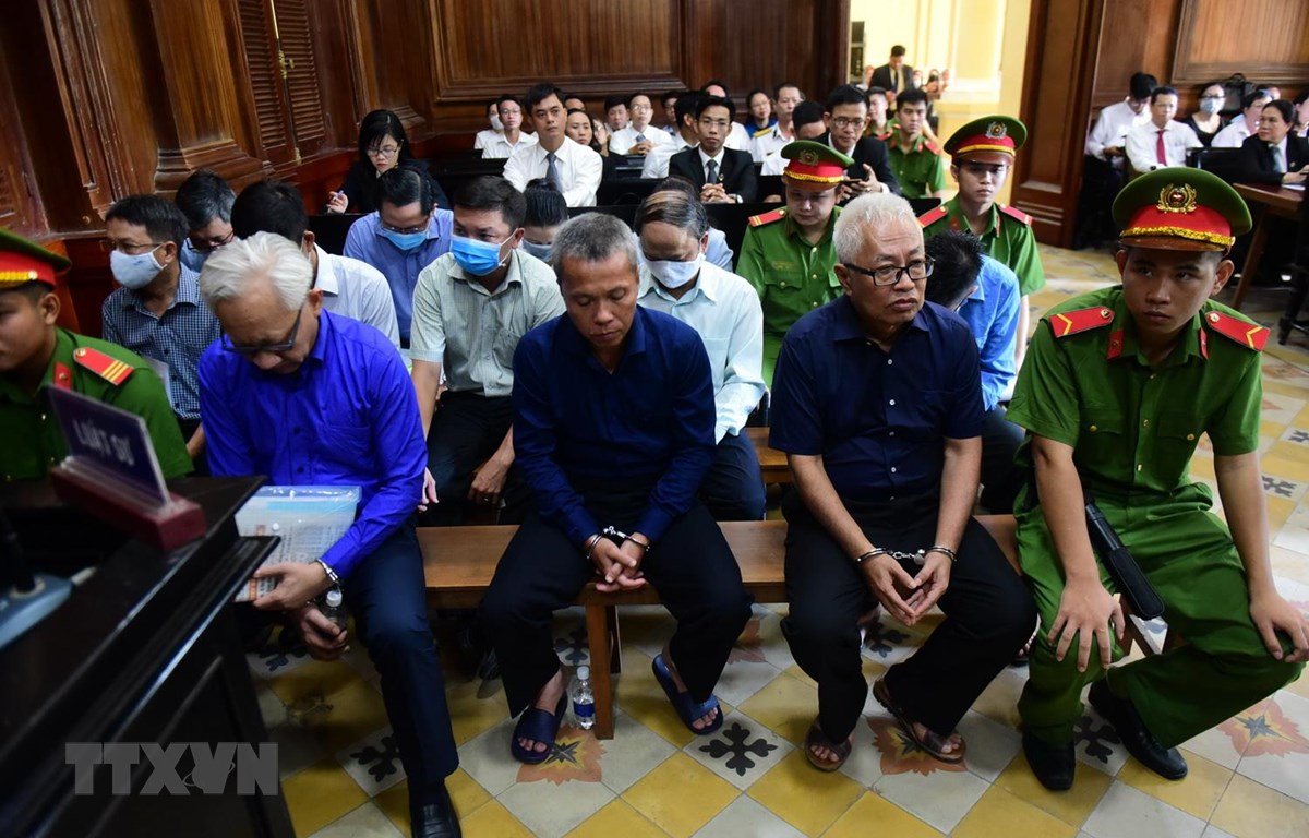 Trần Phương Bình và đồng phạm hầu tòa trong vụ án DAB - giai đoạn 2