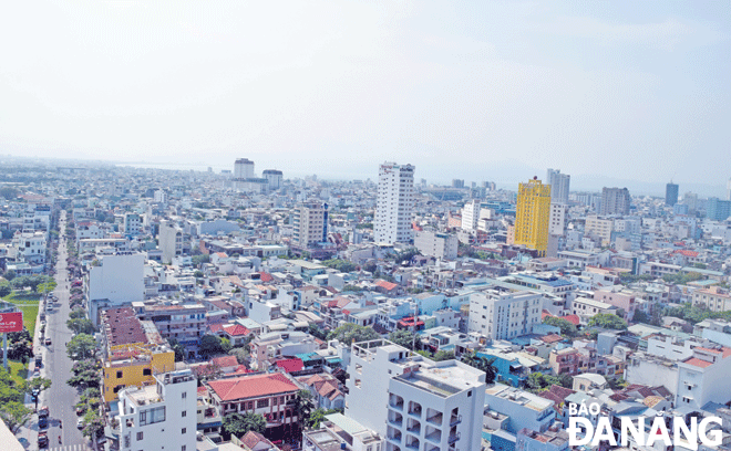Đô thị quận Hải Châu phát triển nhanh, vươn lên mạnh mẽ. Trong ảnh: Một góc đô thị quận Hải Châu nhìn từ trên cao.Ảnh: HOÀNG HIỆP