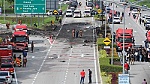 Máy bay rơi xuống đường cao tốc tại Malaysia khiến 10 người thiệt mạng