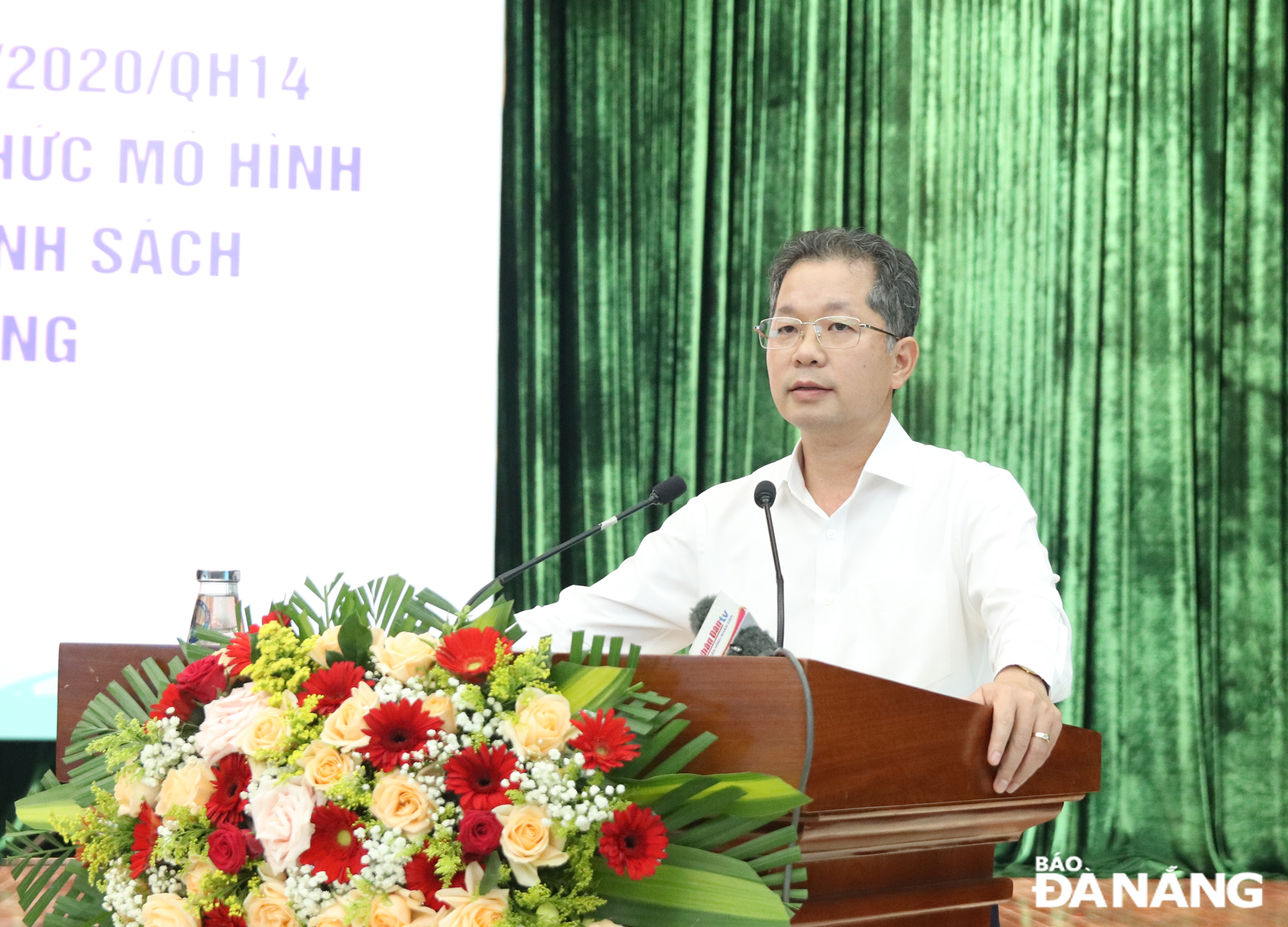 Bí thư Thành ủy Nguyễn Văn Quảng phát biểu kết luận hội nghị. Ảnh: TRỌNG HUY