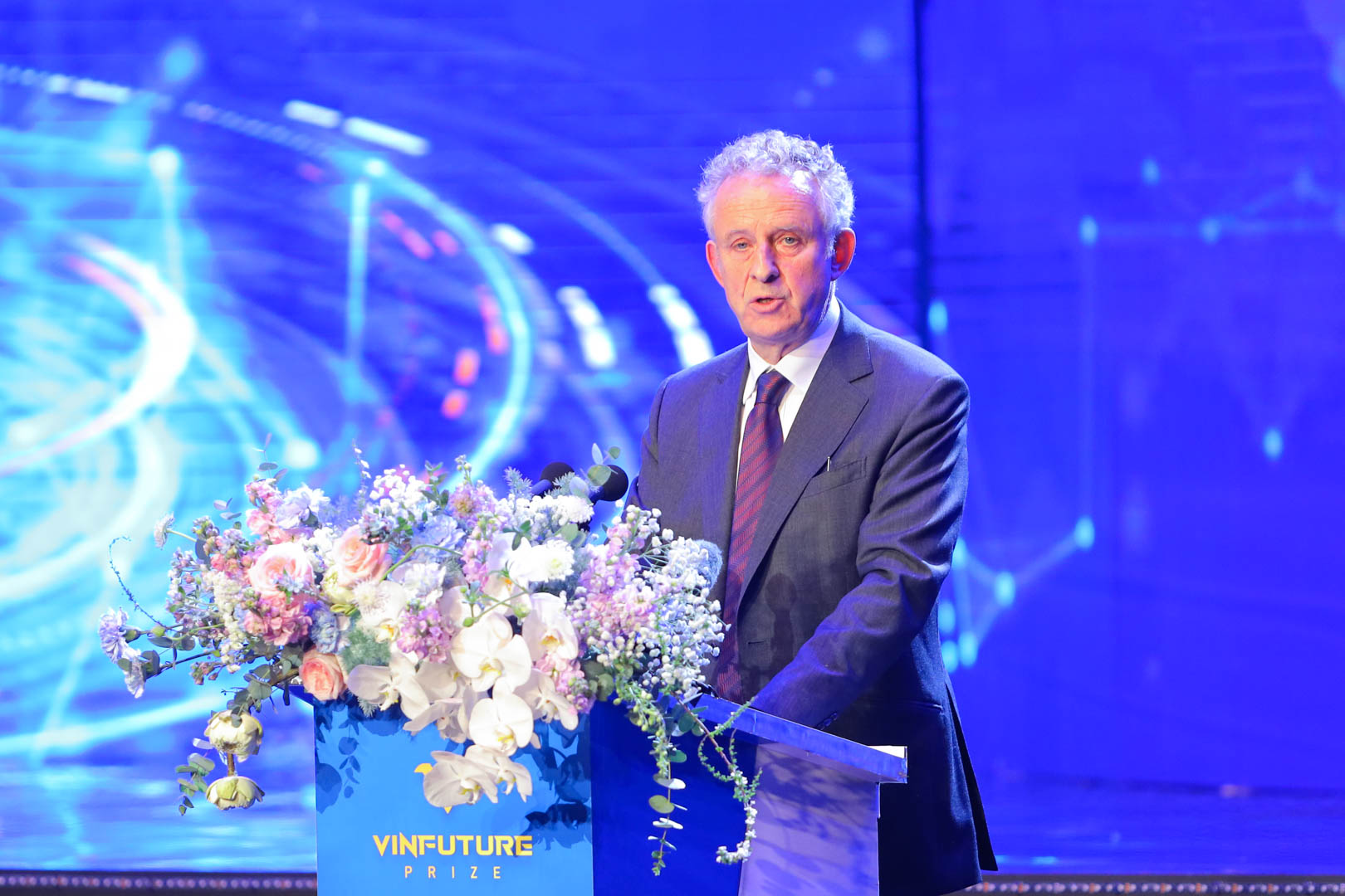 GS. Richard Friend, Chủ tịch Hội đồng Giải thưởng VinFuture phát biểu.