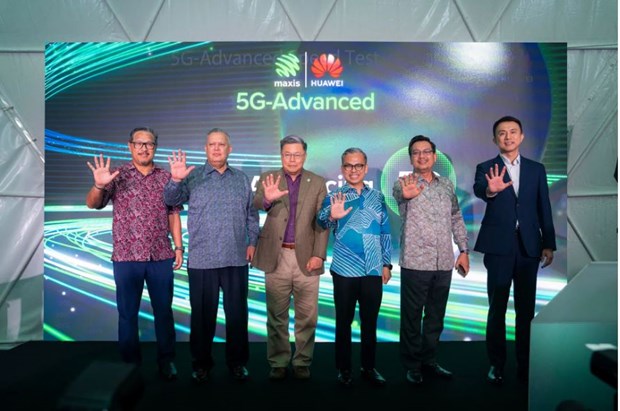 Delegates at 5G-Advanced Trial Showcase (Photo: Maxis)