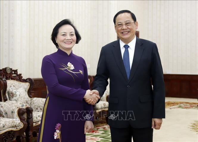 Thủ tướng S.Siphandone đánh giá cao hợp tác giữa hai Bộ Nội vụ Lào - Việt Nam