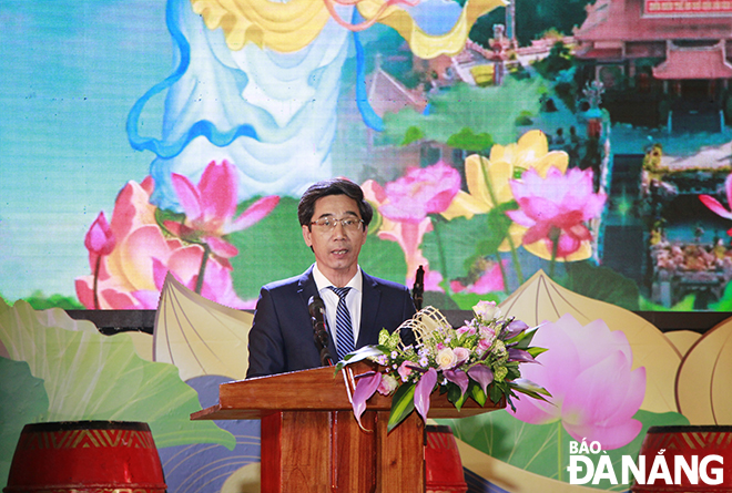 Phó Chủ tịch UBND thành phố Trần Chí Cường phát biểu khai mạc lễ hội.