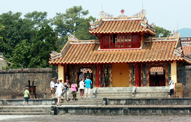Cổng tam quan lăng Minh Mạng, Thừa Thiên - Huế. Ảnh: V.T.L