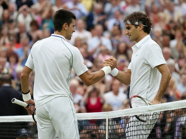 Federer đối đầu Djokovic. (Nguồn: AP)