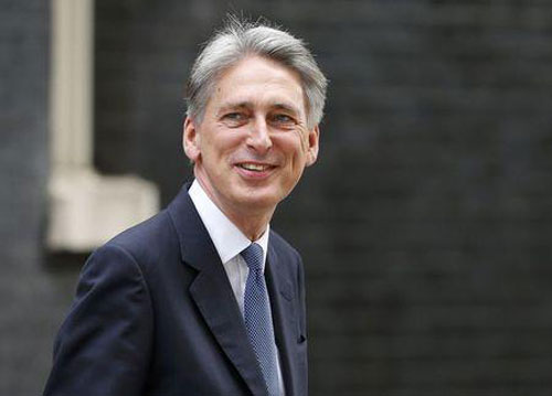 Ông Philip Hammond là Ngoại trưởng mới của Anh.   Ảnh: Reuters