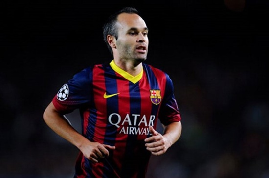 Tiền vệ trung tâm: Andres Iniesta. 