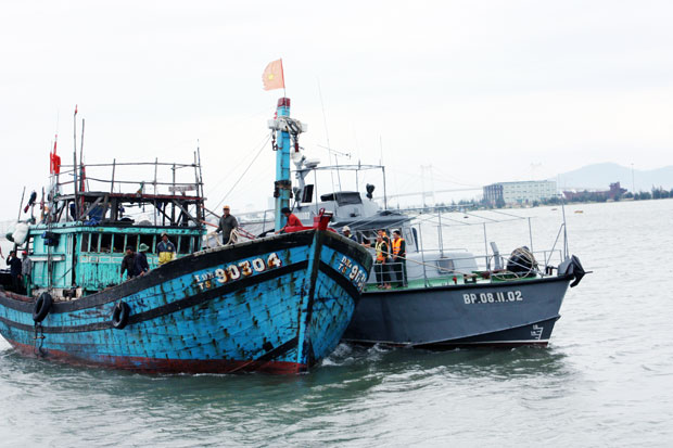 Thông qua hệ thống đài canh,  BĐBP thành phố đã kịp thời cứu kéo nhiều phương tiện gặp nạn trên biển.