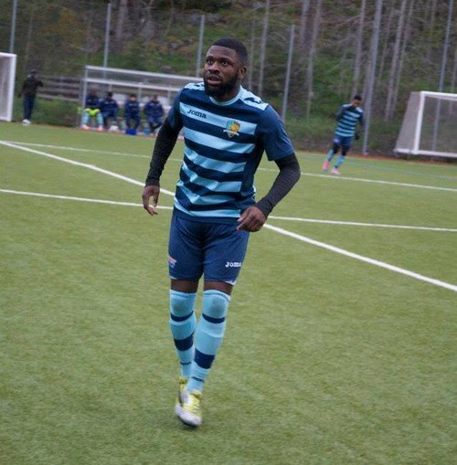 Tiền đạo Manzizila trong màu áo của đội bóng Kongo United (Nguồn: Facebook.com/KongoUnited)