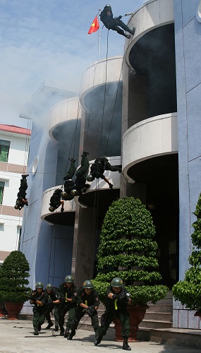 Special police officers practising their skills