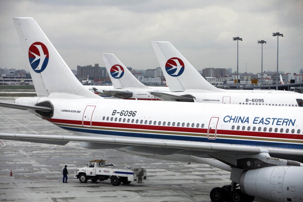 Một máy bay của hãng China Eastern Airlines đã phải hạ cánh trễ 12 phút do nhân viên kiểm soát không lưu ngủ gật.  Ảnh: scmp.com