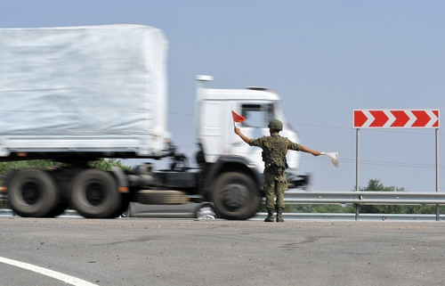 34 chiếc xe tải sơn màu trắng đã rời Ukraine và đang trên đường trở về Nga sau khi hoàn tất các thủ tục kiểm tra hải quan.