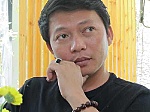 Nhạc sĩ Trần Quế Sơn: 