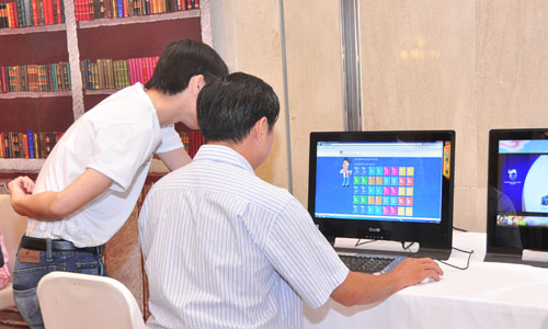 Market value of online education in Viet Nam  is estimated at $50 million. It is attracting many investors.