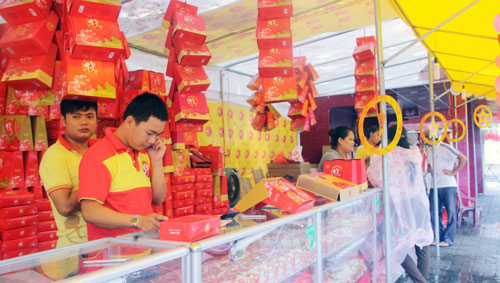 A mooncake stall