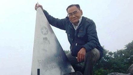 Cụ Huỳnh Văn Ráng chinh phục đỉnh Fansipan lần thứ tư (Nguồn: VIETKINGS)