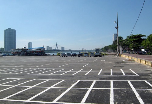 Temporary parking area at the Han River Port