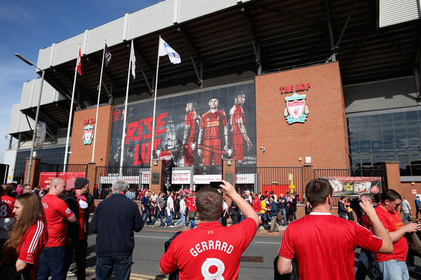 Liverpool cũng bị UEFA cho vào “sổ đen” vì Luật công bằng tài chính - Ảnh: AFP